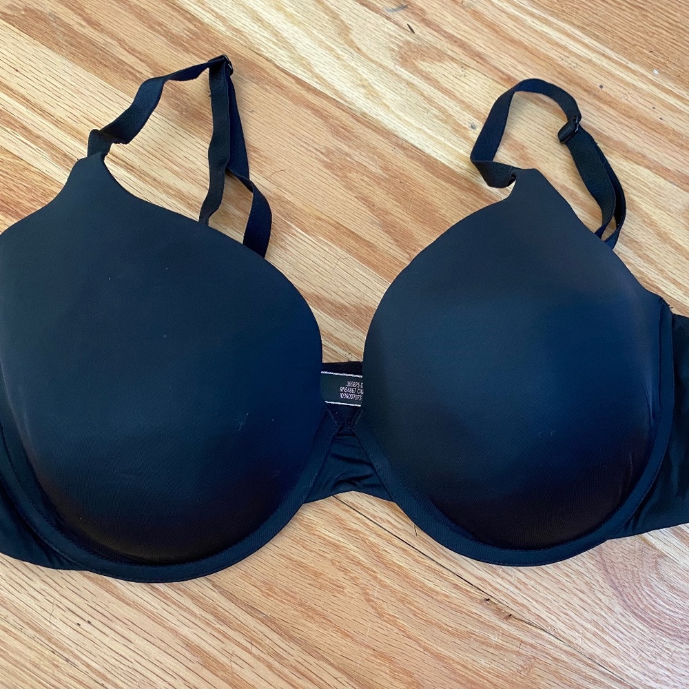 Victorias Secret Lightly Lined T-shirt Bra